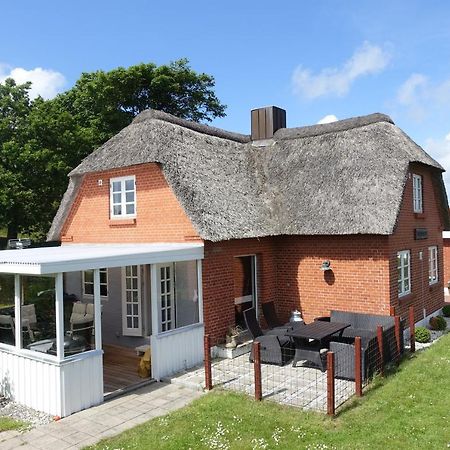 Thatched Holiday Home In Struer, Jutland With A View 외부 사진