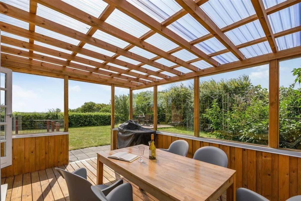 Thatched Holiday Home In Struer, Jutland With A View 외부 사진